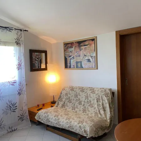 Mansarda Della Fonte Apartment *